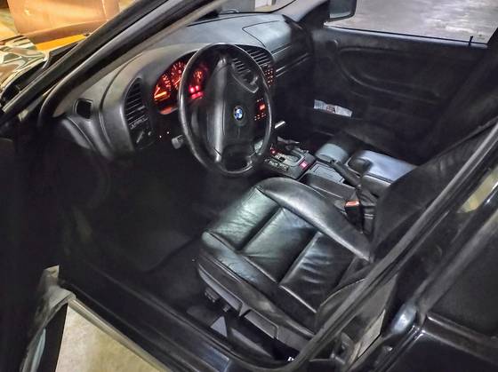 BMW 328i 2.8 SEDAN 24V GASOLINA 4P AUTOMÁTICO